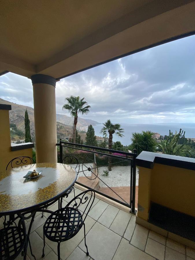 Taormina Bella Vista Apartment In Center With Pool By Taormina Holidays Exterior foto